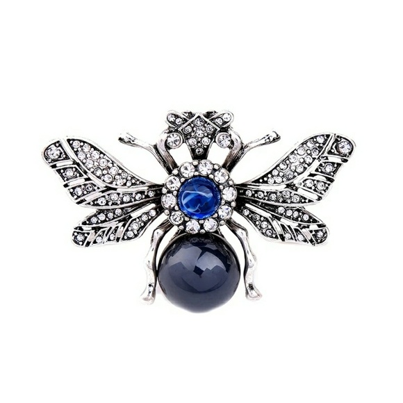 J&E Bijou Jewelry - Sapphire Blue Crystal Pearl Butterfly Vtg Brooch